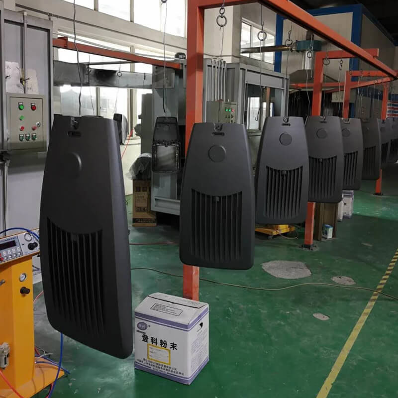 How to spray powder on LED street light housing ? LED స్ట్రీట్ లైట్ హౌసింగ్పై పౌడర్ను ఎలా పిచికారీ చేయాలి?